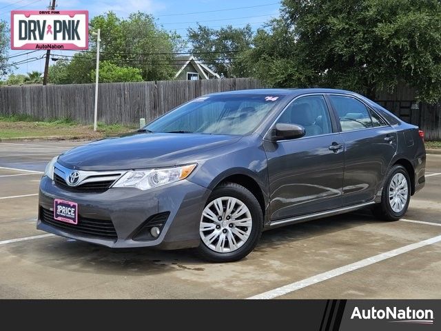 2014 Toyota Camry LE