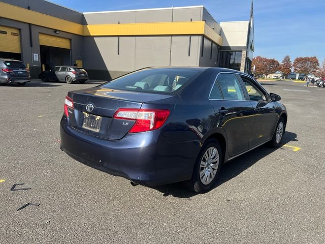 2014 Toyota Camry LE