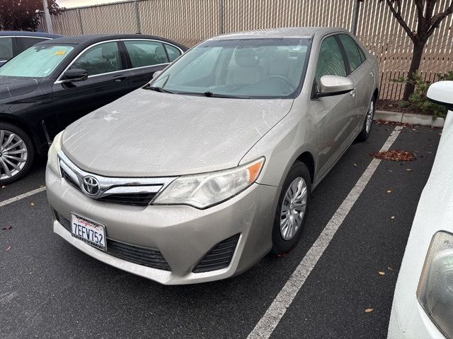 2014 Toyota Camry LE