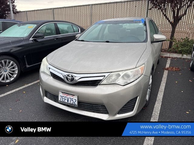 2014 Toyota Camry LE