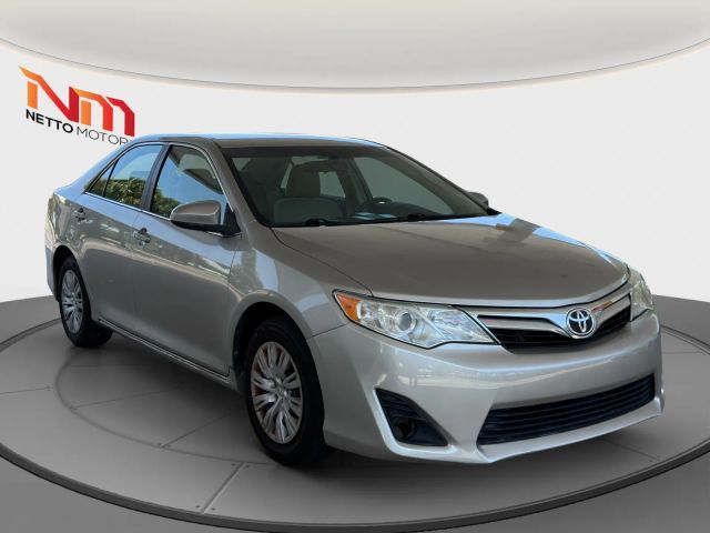 2014 Toyota Camry LE