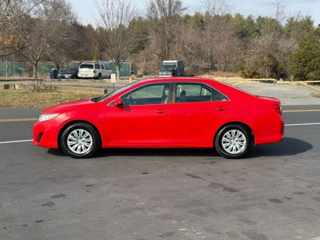 2014 Toyota Camry LE