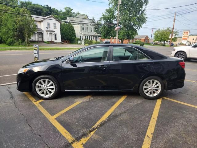 2014 Toyota Camry XLE