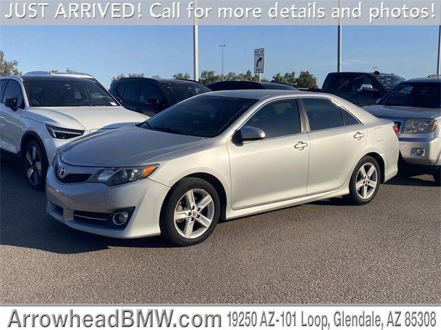 2014 Toyota Camry SE