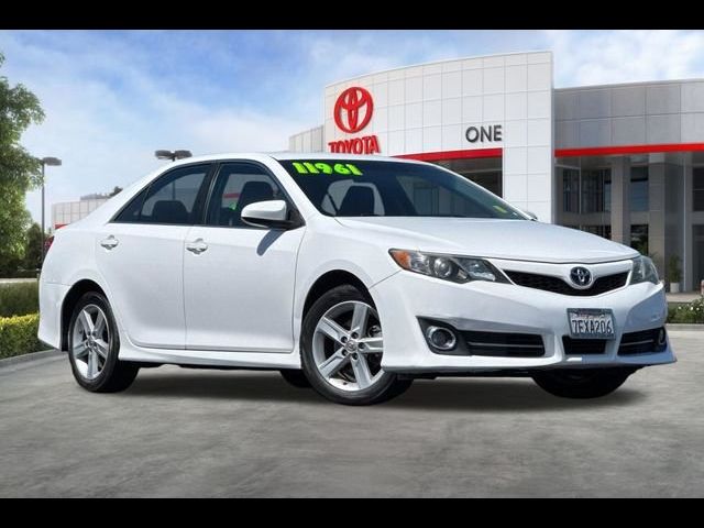 2014 Toyota Camry SE