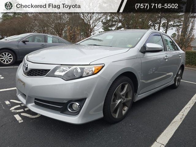 2014 Toyota Camry SE