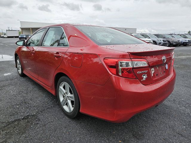 2014 Toyota Camry SE