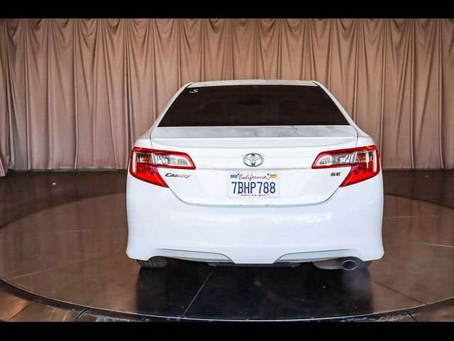 2014 Toyota Camry SE