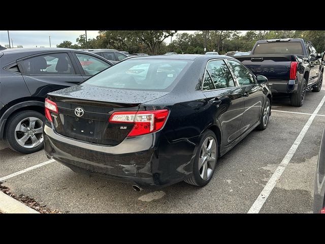 2014 Toyota Camry SE