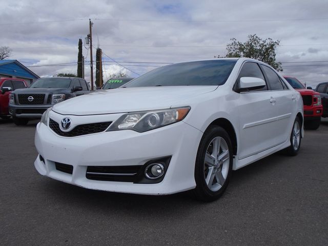 2014 Toyota Camry SE