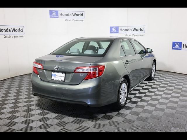 2014 Toyota Camry SE