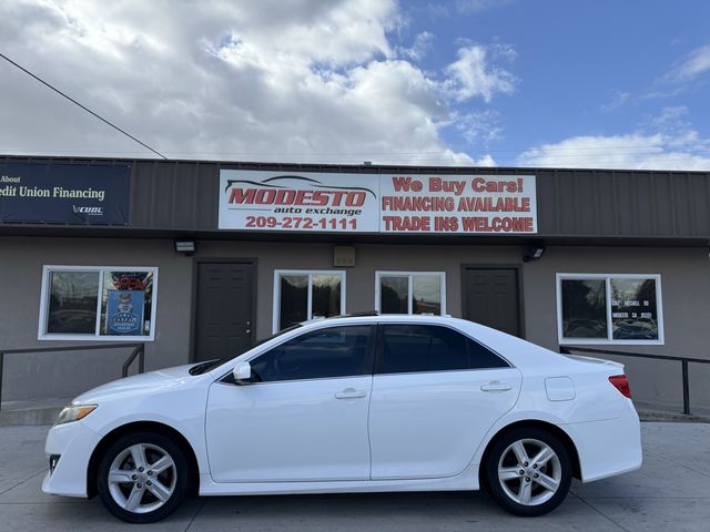 2014 Toyota Camry SE