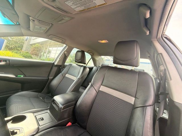 2014 Toyota Camry SE