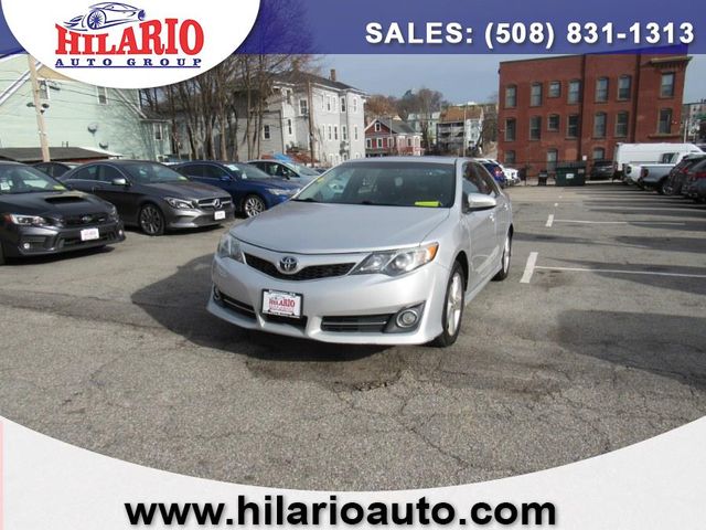 2014 Toyota Camry SE