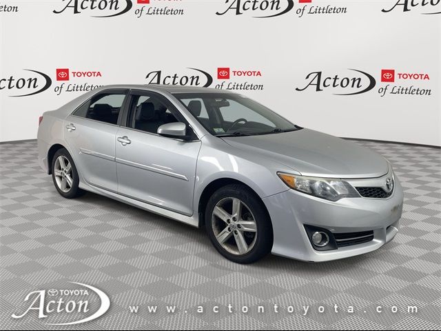 2014 Toyota Camry SE