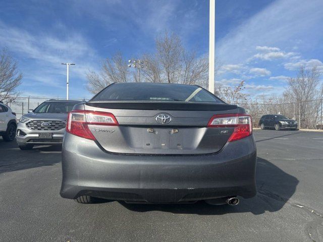 2014 Toyota Camry SE