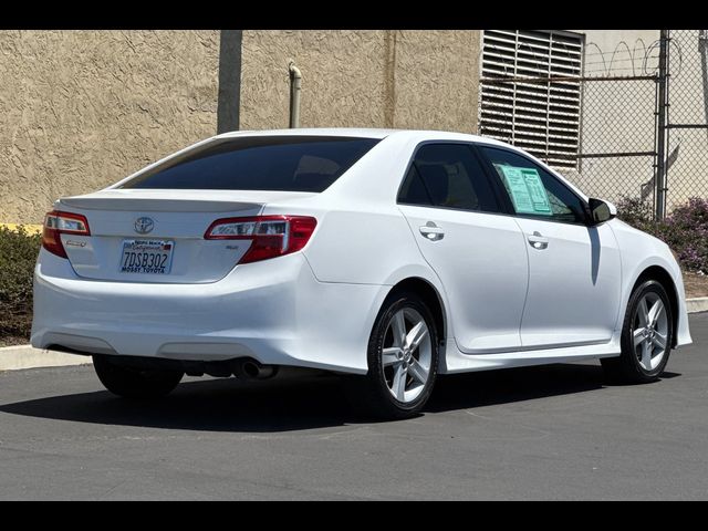 2014 Toyota Camry SE