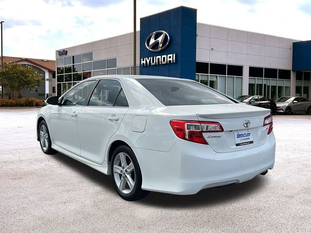 2014 Toyota Camry SE