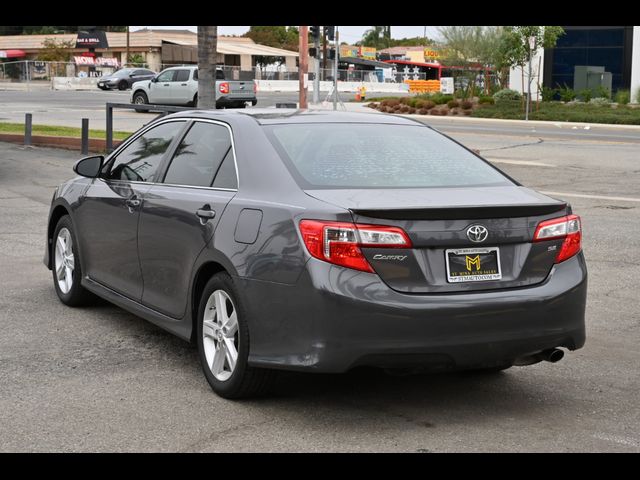 2014 Toyota Camry SE