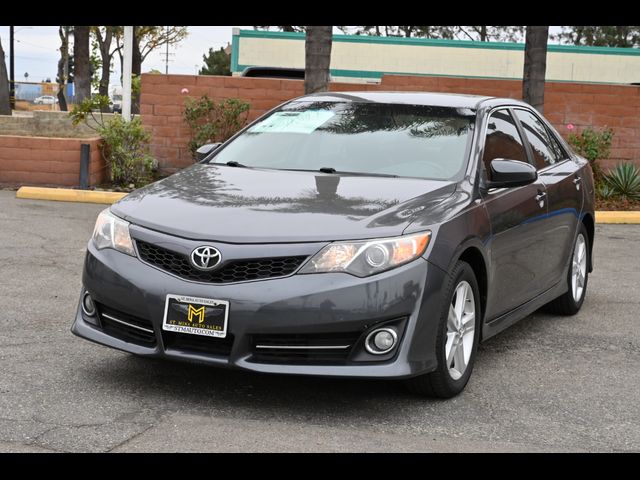 2014 Toyota Camry SE