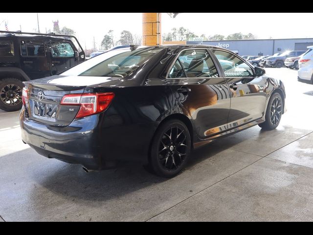 2014 Toyota Camry SE