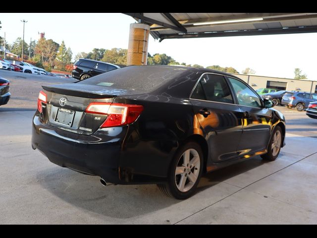 2014 Toyota Camry SE