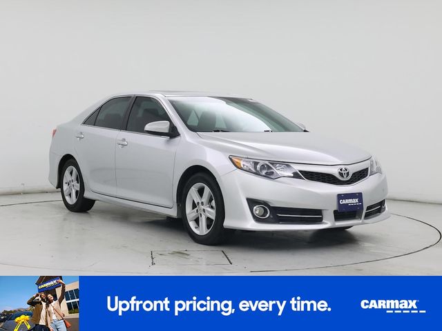 2014 Toyota Camry SE