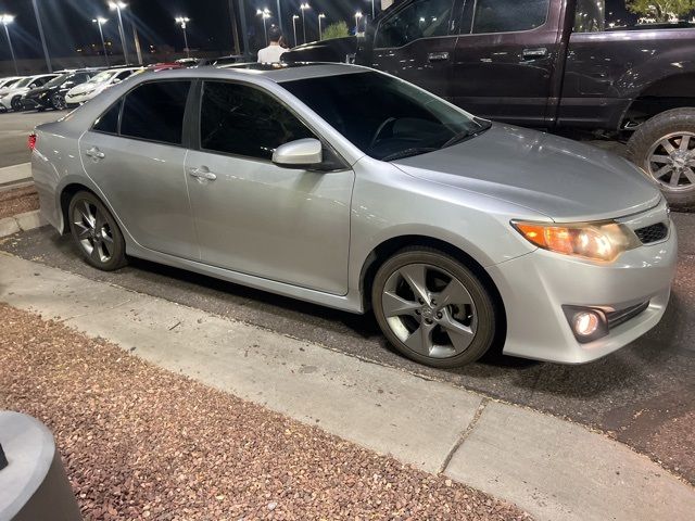 2014 Toyota Camry SE