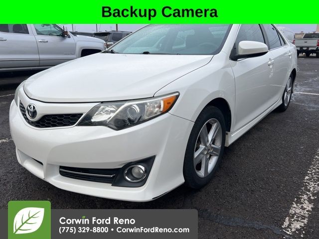 2014 Toyota Camry SE