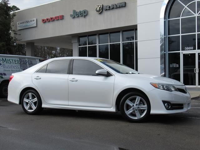 2014 Toyota Camry SE