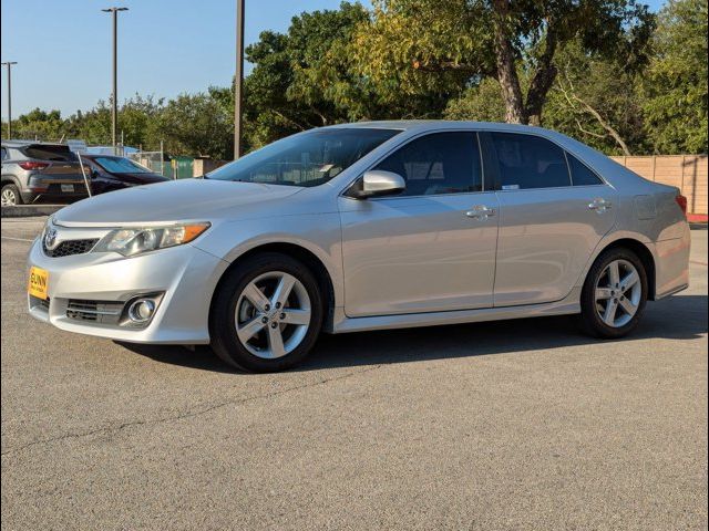 2014 Toyota Camry SE