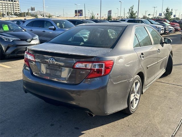 2014 Toyota Camry SE