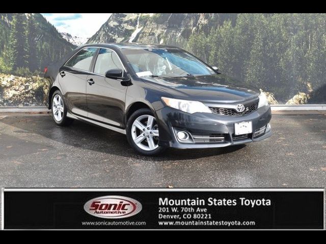 2014 Toyota Camry SE