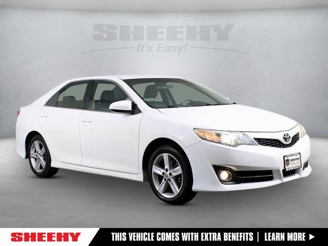 2014 Toyota Camry SE