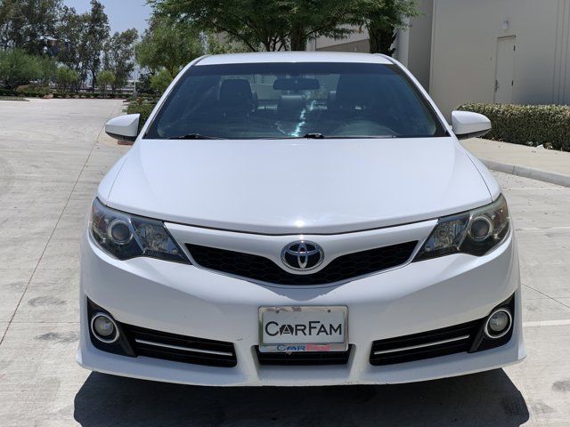 2014 Toyota Camry SE