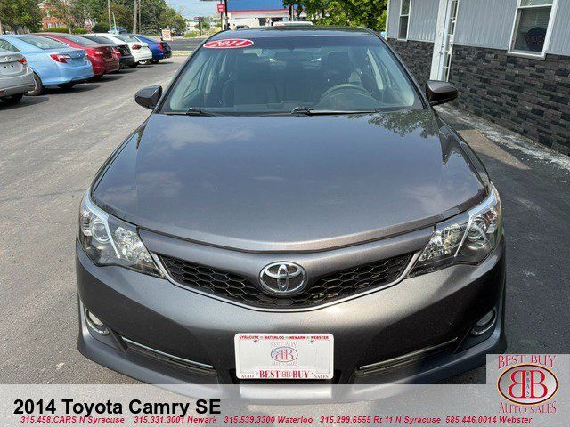 2014 Toyota Camry SE