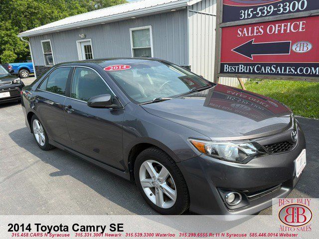 2014 Toyota Camry SE