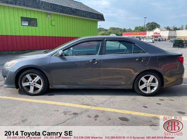 2014 Toyota Camry SE