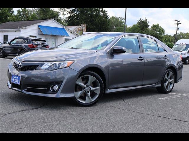 2014 Toyota Camry SE
