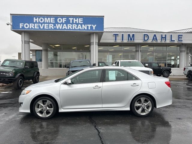 2014 Toyota Camry SE