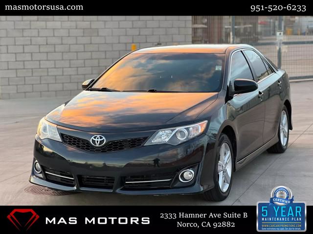 2014 Toyota Camry SE