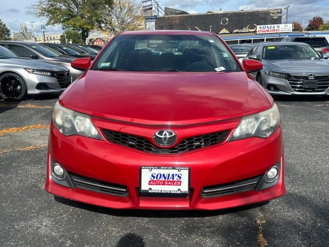 2014 Toyota Camry SE Sport