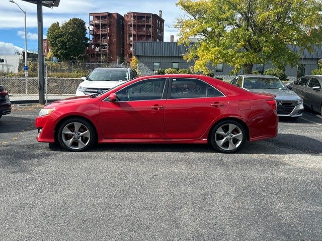 2014 Toyota Camry SE Sport