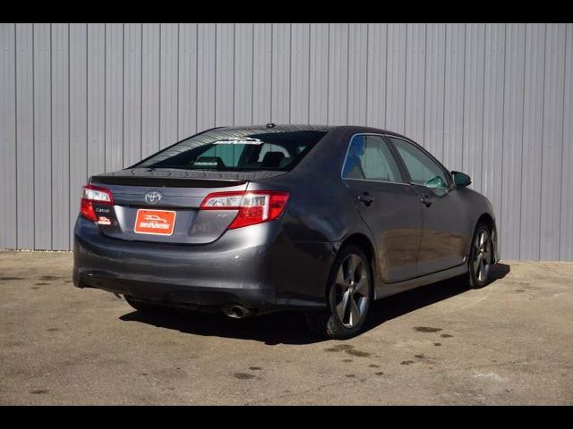 2014 Toyota Camry SE Sport