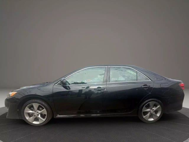 2014 Toyota Camry SE Sport
