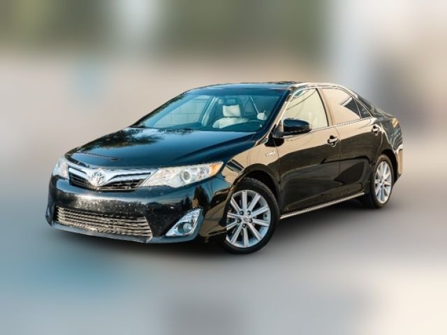 2014 Toyota Camry Hybrid XLE