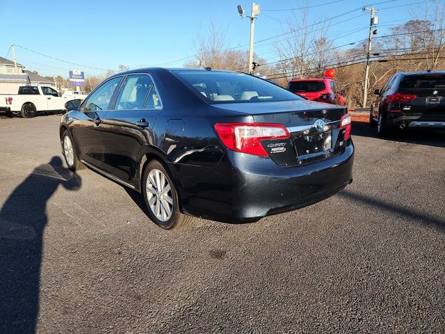 2014 Toyota Camry Hybrid XLE