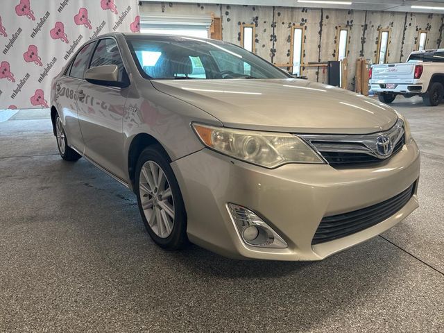 2014 Toyota Camry Hybrid XLE