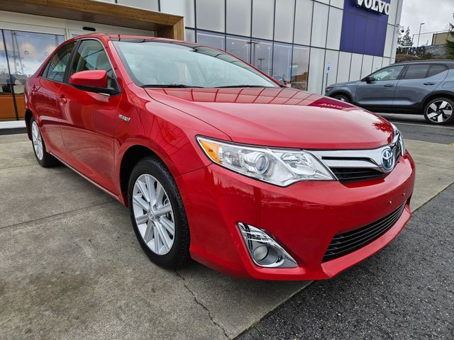 2014 Toyota Camry Hybrid 