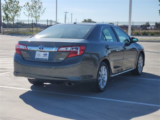 2014 Toyota Camry Hybrid 